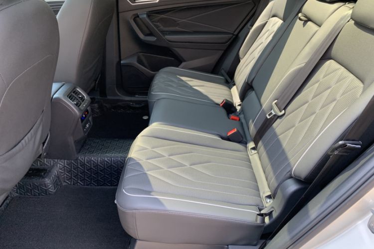 Used Volkswagen Tiguan L 2022 330TSI Automatic Two-Wheel Drive R-Line Enhanced Edition
