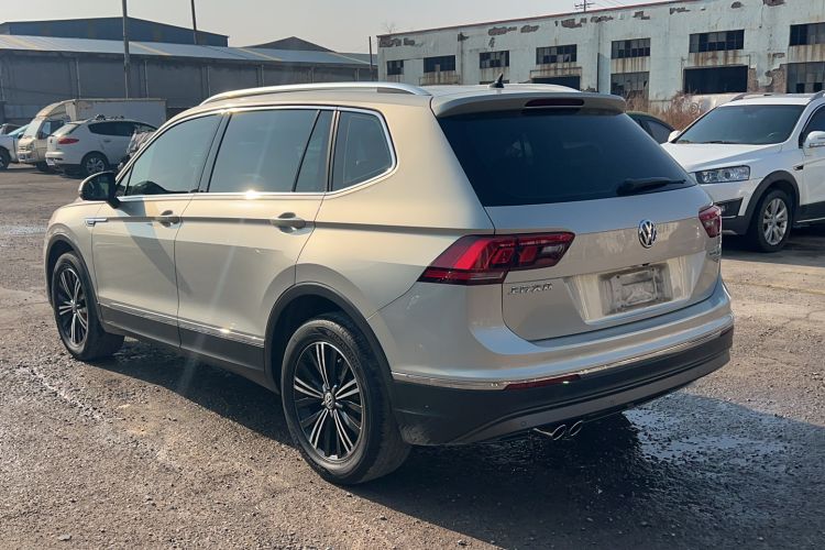 Used Volkswagen Tiguan L 2019 Updated Version 330TSI Automatic Two-Wheel Drive Panoramic Comfort Edition China VI Standard