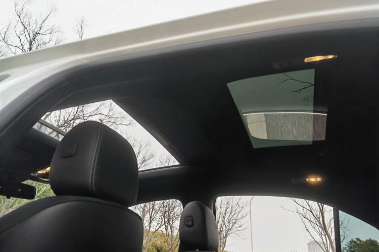 Used Mercedes-Benz A-Class 2022 Second Facelift A 200 L Sport Sedan Fashion Version