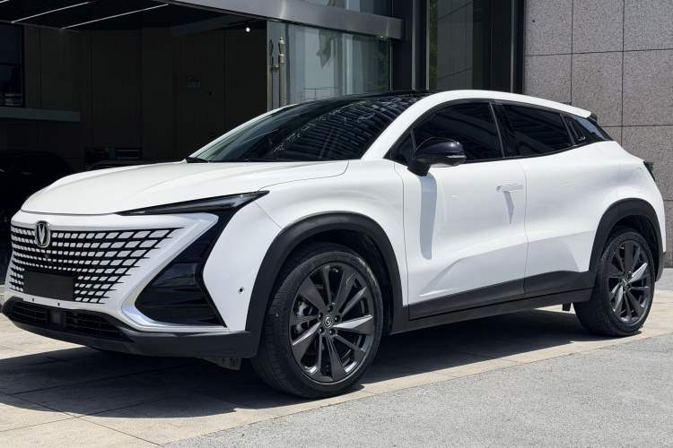 Used CHANGAN UNI-T 2020 1.5T Prestige Version
