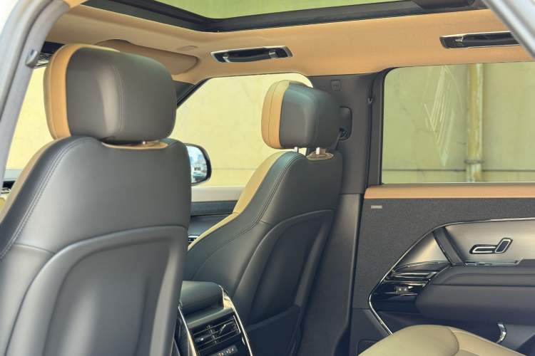 Used Land Rover Range Rover Sport 2024 400PS Dynamic SE