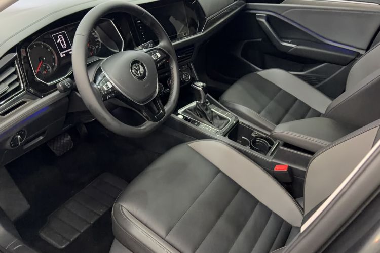 Used Volkswagen Sagitar 2020 280TSI DSG Comfort Version China VI Standard Interior 3