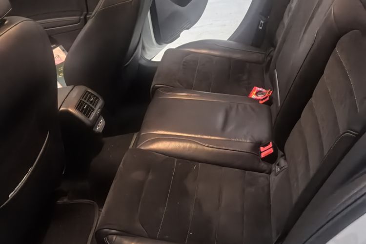 Used Volkswagen Golf 2019 280TSI DSG Luxury Version China VI Standard Interior 8