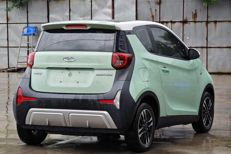 Used Chery New Energy Little Ant 2022 Revised Version Sweet Pink Edition Half-Sugar Version Lithium Iron Phosphate 30.7 kWh 30 kW 301 km