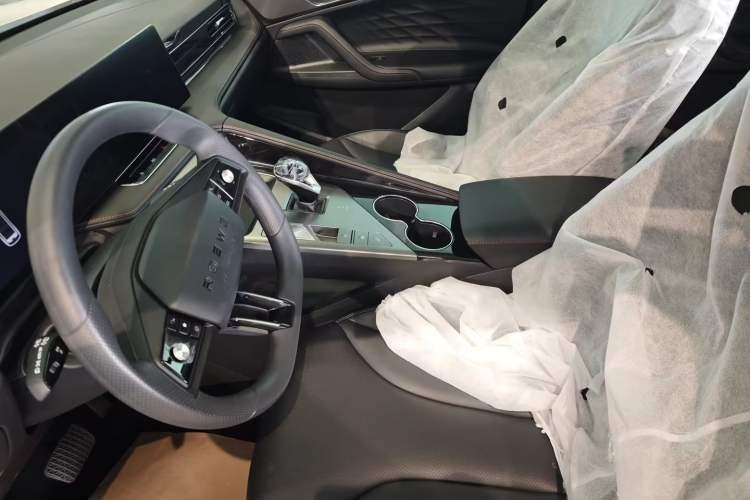 Used Roewe RX5 2023 1.5T Comfort Edition
