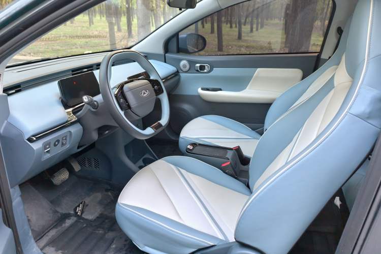 Used Chery QQ Little Ant 2024 Refreshed Version Youth Edition 321 km Beloved Edition 29.23 kWh Left Front Seat