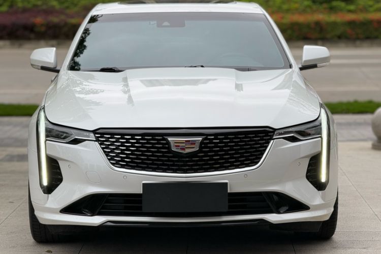 Used Cadillac CT4 2023 25T Luxury Model Exterior 2