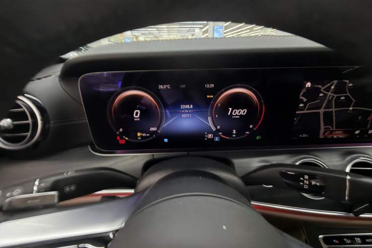 Used Lexus ES 2023 200 Excellence Edition Odometer Close Up