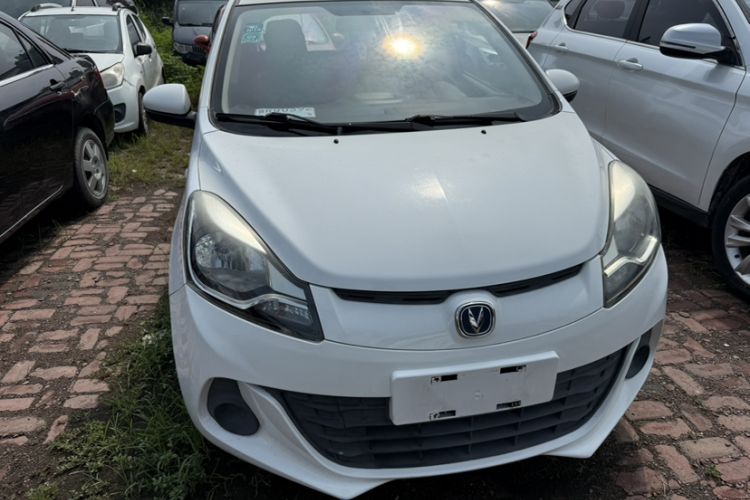 Used CHANGAN Benni 2015 1.4L IMT Luxury Model China V Standard
