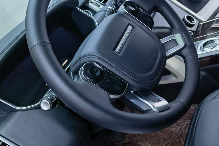 Used Land Rover Range Rover 2020 3.0 L6 Grand Edition