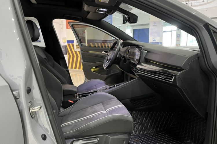 Used Volkswagen Golf 2023 280TSI DSG R-Line Lite
