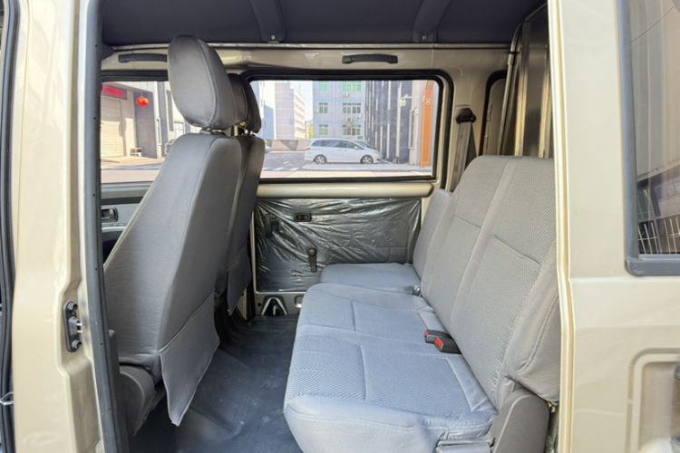 Used Wuling Rongguang EV 2020 Window-Sealed Basic Version 5 Seats 300 KM