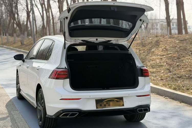 Used Volkswagen Golf 2023 280TSI DSG R-Line Lite Exterior 1