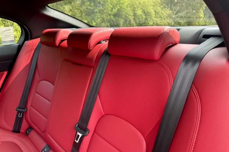 Used Jaguar XEL 2023 2.0T 250 PS R-DYNAMIC S Advanced Sport Edition
