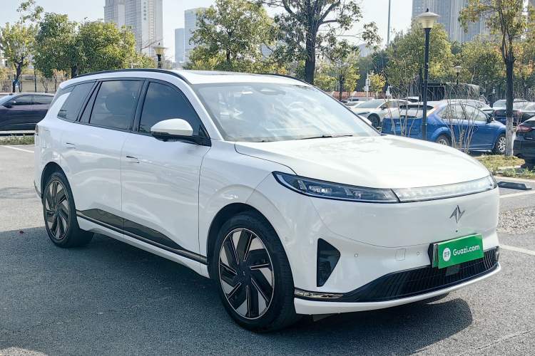 Used Dongfeng eπ eπ008 2024 636Max All-Electric Version 6 Seats