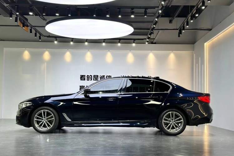 Used BMW 5 Series 2020 525Li M Sport Package