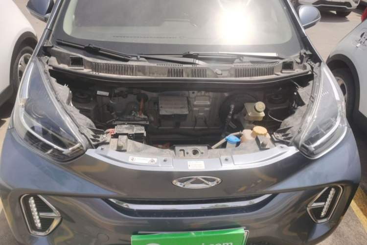 Used Chery New Energy Little Ant 2022 Sweet Pink Edition Half-Sugar Version Lithium Iron Phosphate 29.2 kWh 30 kW 301 km