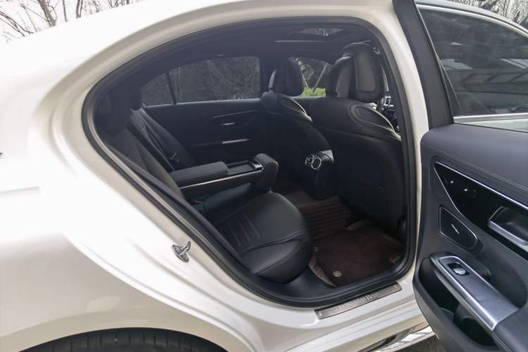 Used Mercedes-Benz C-Class 2023 Revised C 200 L Sport Edition
