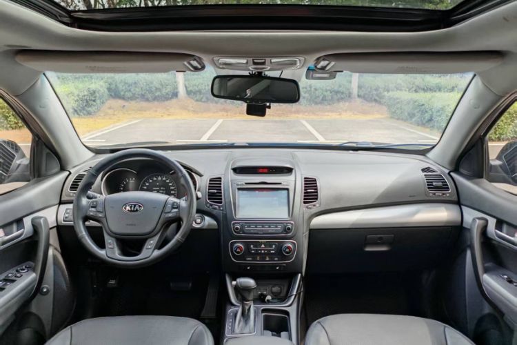 Used Kia Sorento 2013 2.4L 7-seat Gasoline Luxury Edition
