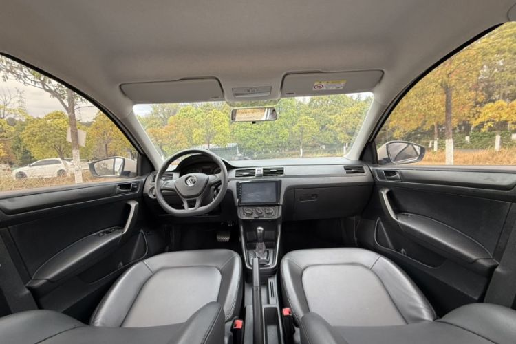 Used Volkswagen Santana 2018 1.5L Automatic Fashion Edition Headliner