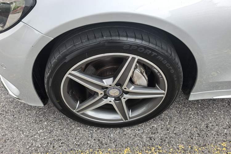 Used Mercedes-Benz C-Class 2015 C 200 station wagon