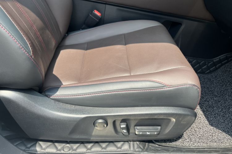 Used Lexus RX 2016 300 4x4 Elegant Edition China VI Interior 9