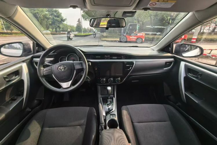 Used Toyota Corolla 2017 Revised Version 1.6L S-CVT GL