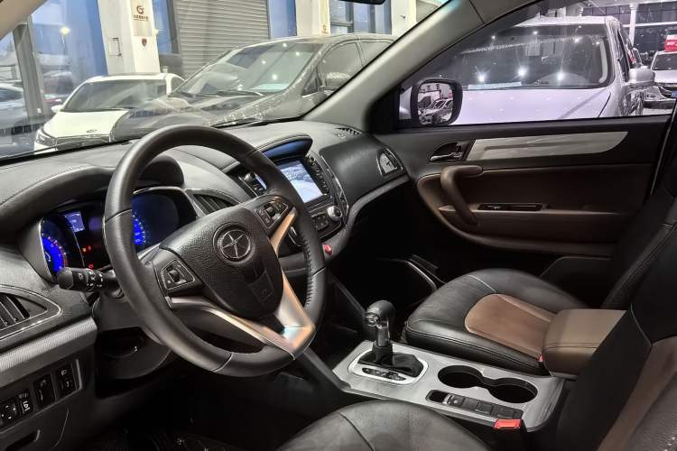 Used JAC Refine S5 2017 1.5T Automatic E-commerce Edition