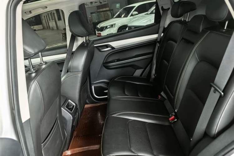 Used Geely Auto Vision X6 2020 1.4T CVT Luxury Edition
