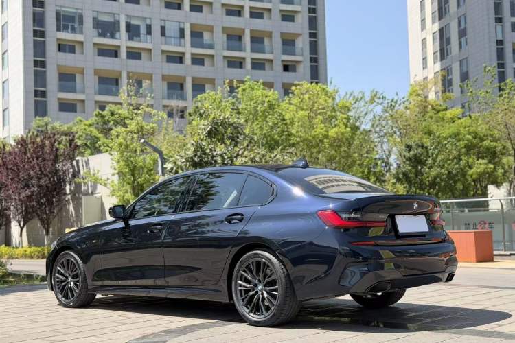 Used BMW 3 Series 2021 325Li M Sport Shadowline Package Exterior 3