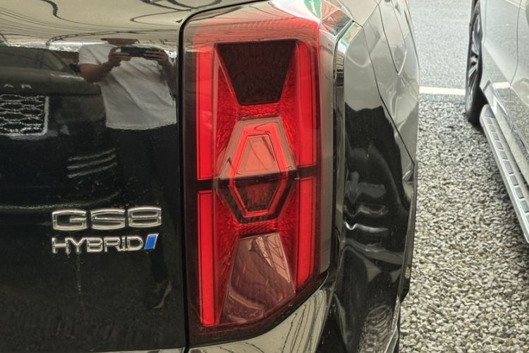 Used GAC Trumpchi GS8 2022 Double-Energy Series 2.0TM Two-Wheel Drive Prestige Edition (6 Seats) Exterior 5