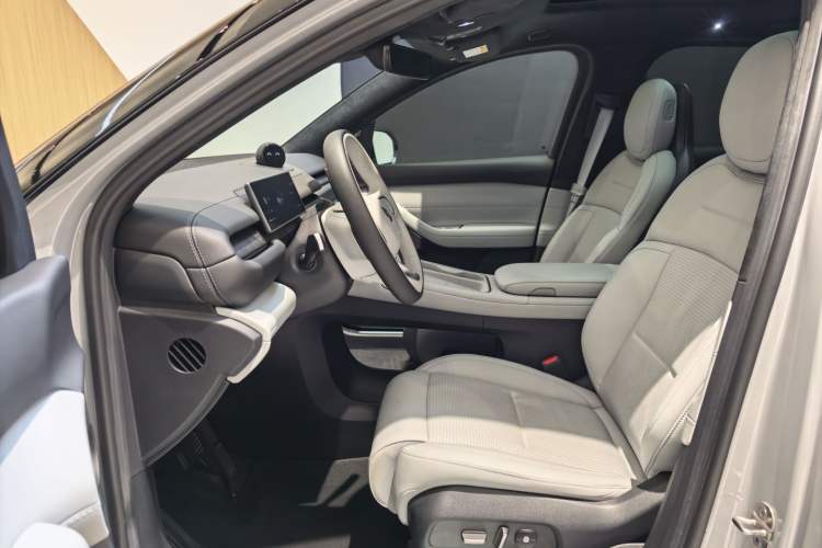 Used Nio ES6 2024 75 kWh Interior 2