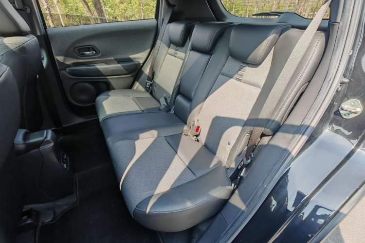 Used Honda XR-V 2020 1.5L CVT Comfort Version Interior 4