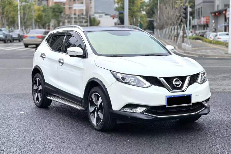 Used Nissan Qashqai 2016 2.0L CVT Luxury Edition
