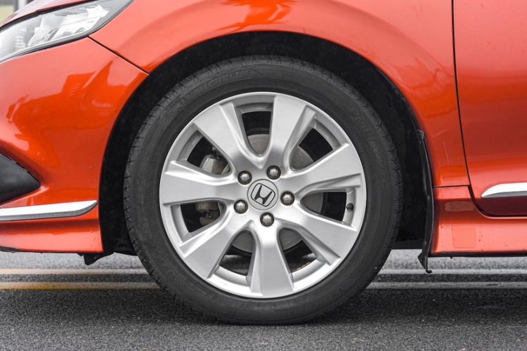 Used Honda Jade 2014 1.8L Automatic Comfort Elite Version 5 Seats