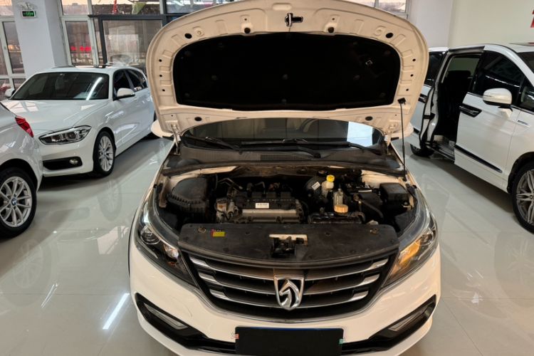 Used Baojun 310W 2017 1.5L Manual Comfort Version China V