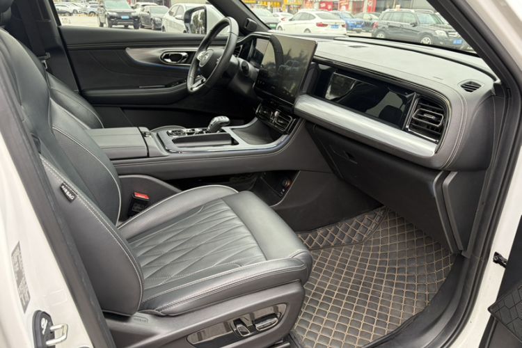 Used GAC Trumpchi GS8 2022 Double-Energy Series 2.0TM Two-Wheel Drive Prestige Edition (6 Seats)