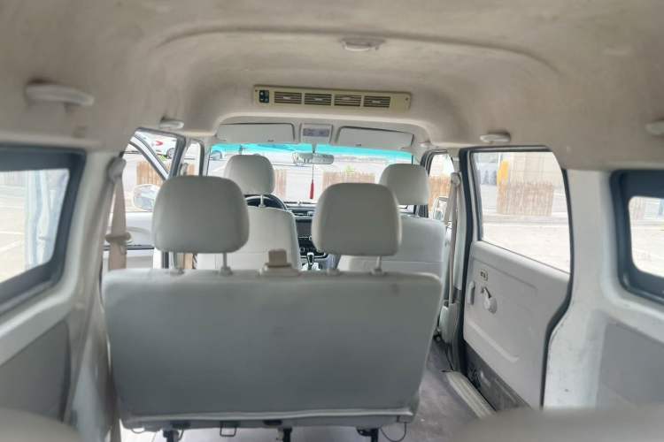 Used Jinbei New Hiace X30L 2016 1.5L Wealth Edition DLCG14