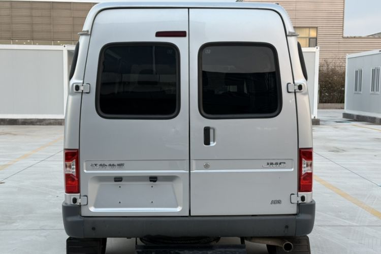Used JMC Transit 2017 2.8T Commercial Version Short Wheelbase Mid-Roof 6/7/8-Seater JX493
