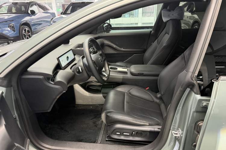 Used Nio ET5T 2023 75 kWh Touring Interior 1