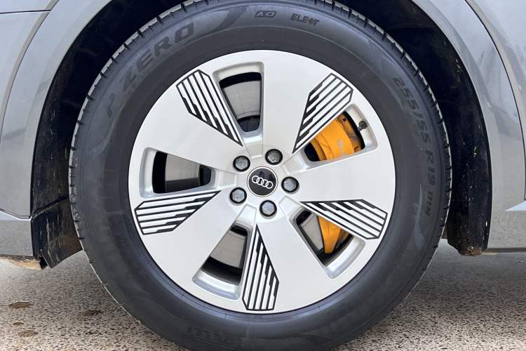 Used Audi e-tron 2021 50 quattro Luxury Edition