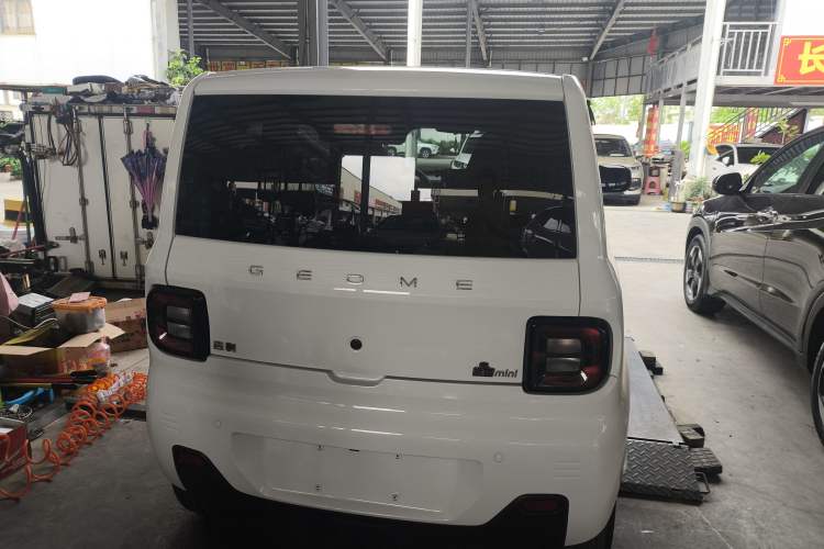 Used Geely Galaxy Panda 2023 Panda Mini 200km Endurance Bear Exterior 3