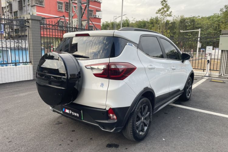 Used BYD Yuan New Energy 2018 EV360 Smart Connect Cool Edition Exterior 2