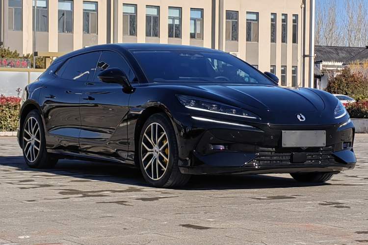 Used Denza Z9GT 2024 1100 Four-Wheel Drive Max Edition Exterior 2