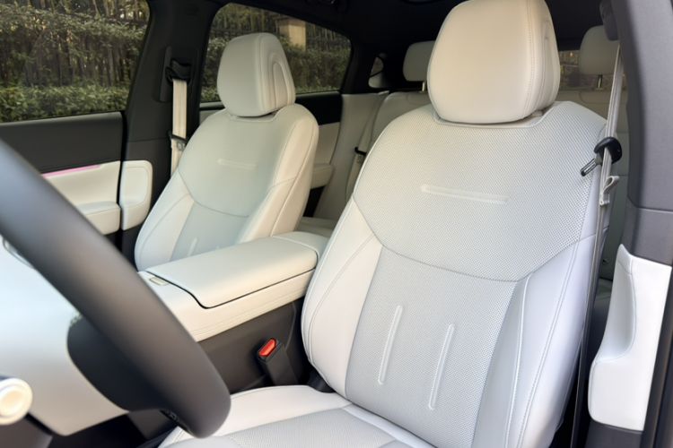 Used XPeng G6 2025 625 Long-Range Max Tech Edition
