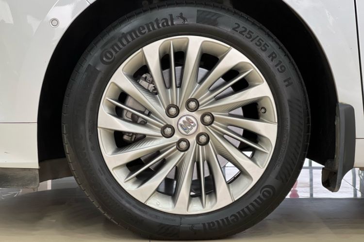 Used Buick Century 2023 2.0T Six-Seater Yinshi Edition