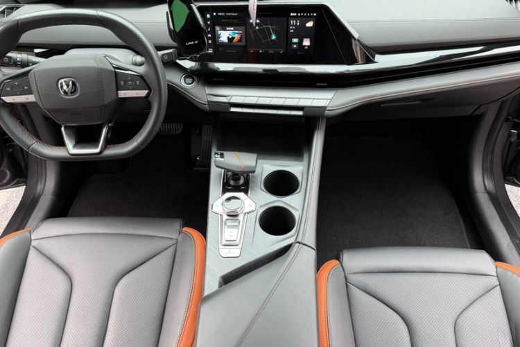 Used Changan UNI-V 2023 1.5T Premium Model