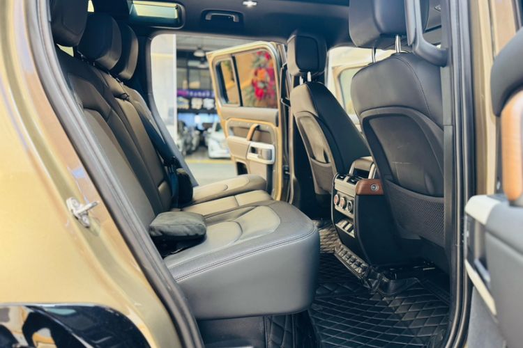 Used Land Rover Defender 2023 Facelift 110 3.0T P400 X-DYNAMIC HSE