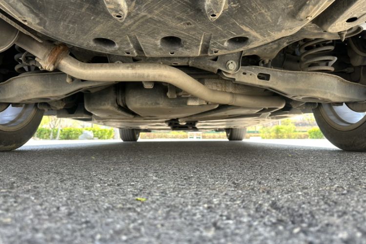 Used Toyota Avalon 2019 Dual-Engine 2.5L Luxury Edition China VI Standard
