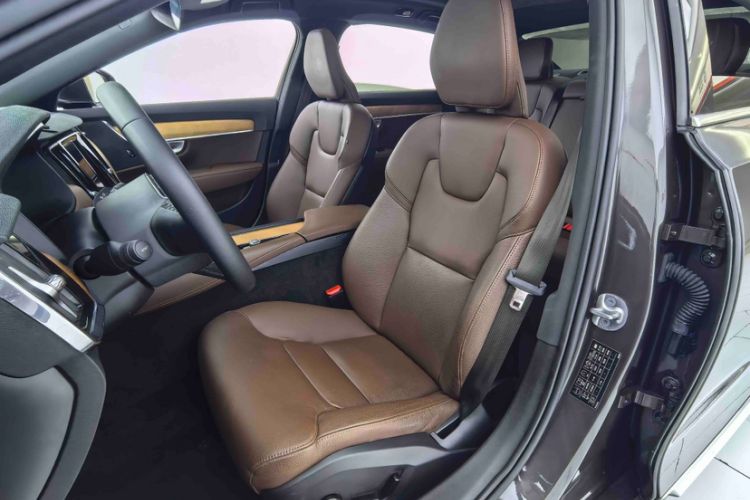 Used Volvo S90 2024 B5 Zhiyi Luxury Edition